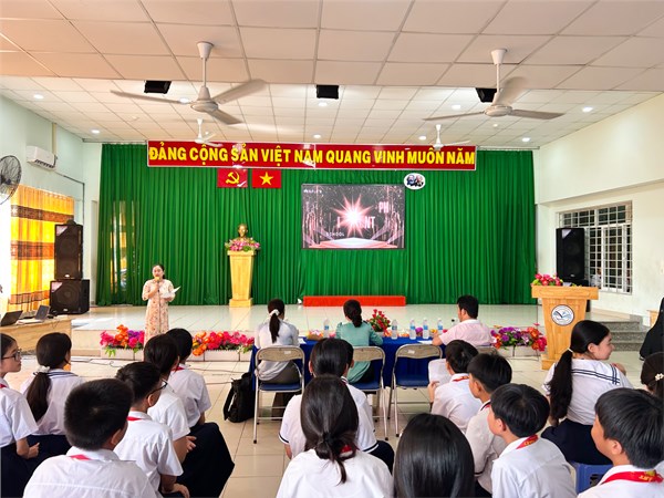 Hội thi “tiếng hát trần phú” lần vii – lan tỏa niềm đam mê tiếng anh trong học sinh