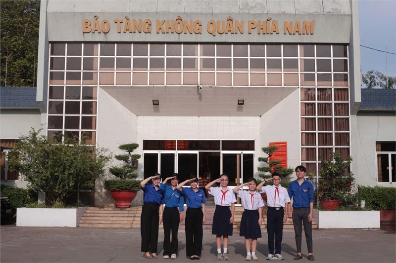 Hướng tới kỷ niệm 81 Năm ngày thành lập Quân đội nhân dân Việt Nam (22/12/1944-22/12/2025)