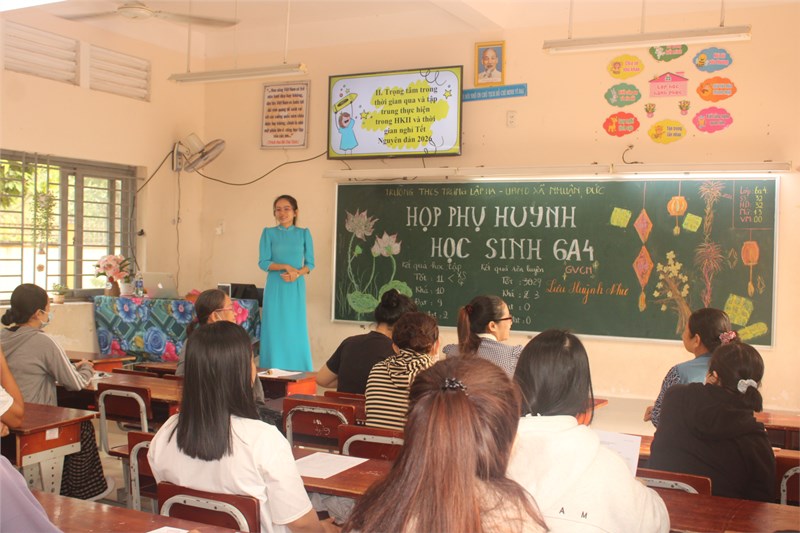 Họp phụ huynh học sinh cuối học kỳ 1 năm học 2025 - 2026