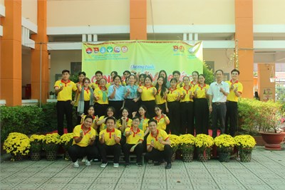 Trường THCS Trung Lập Hạ vui mừng chào đón các chiến sĩ Xuân tình nguyện