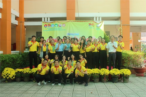 Trường THCS Trung Lập Hạ vui mừng chào đón các chiến sĩ Xuân tình nguyện