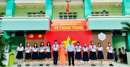 Khen thưởng Cuộc thi “Sáng kiến bảo đảm trật tự trường học về phòng, chống bạo lực học đường” lần III năm 2026 cấp trường