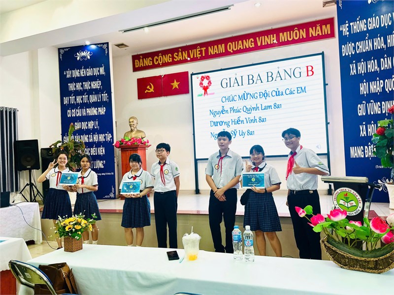 Cuộc thi hùng biện tiếng anh cấp trường | sân chơi trí tuệ và bản lĩnh hội nhập