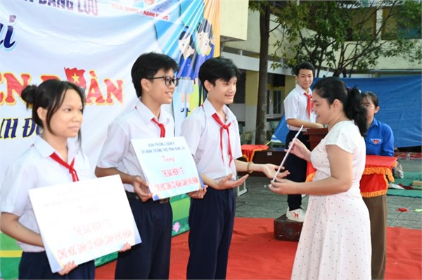 Ngày hội tiến bước lên Đoàn